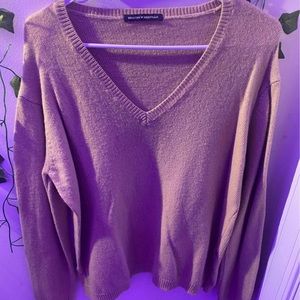 Brandy Melville sweater
